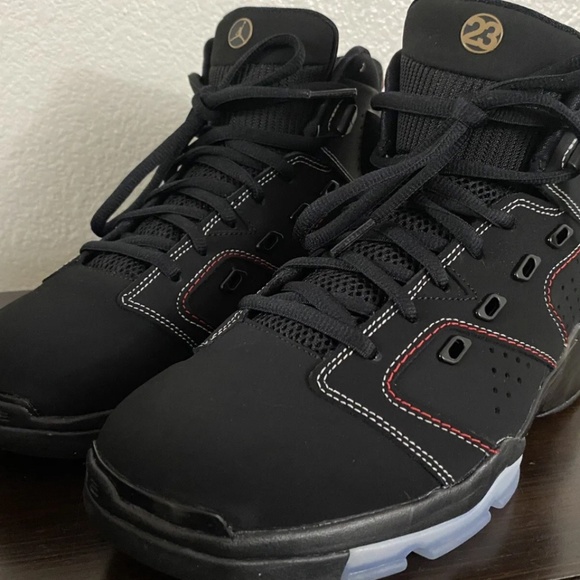 Air Jordon’s - Picture 1 of 4